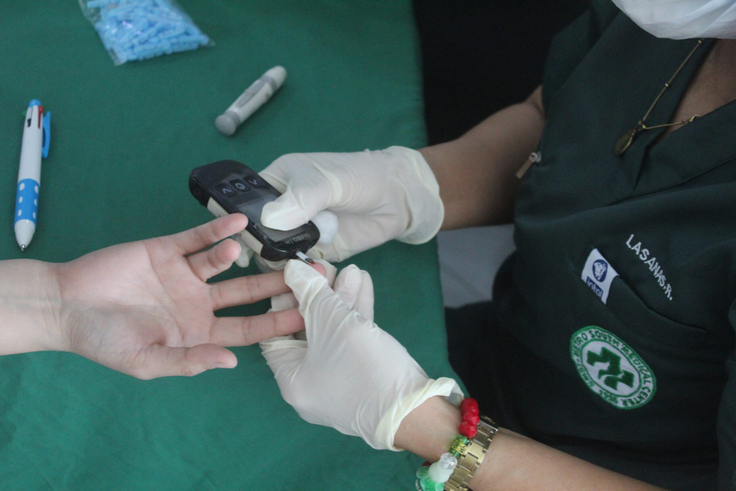 Blood Sugar test in Cavite of a patient